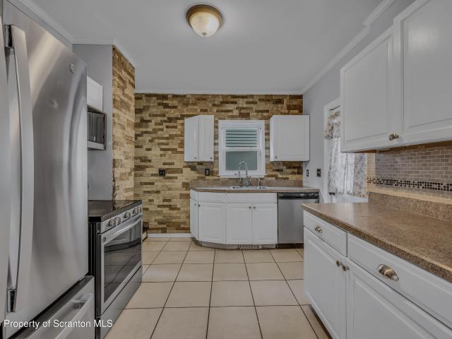 451 W Market Street