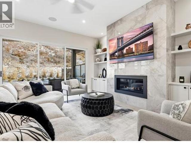 451 Vision Court, Kelowna, BC, V1W 0C4 house for sale | Listing ID 10398 | Royal LePage