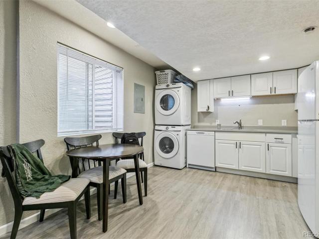 4524 Thompson Court