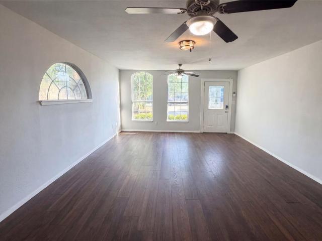 4526 S Horseshoe Trail
