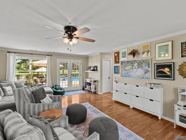 4528 Arrowhead Drive SE