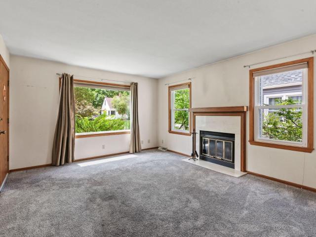 4520 W Fillmore Dr