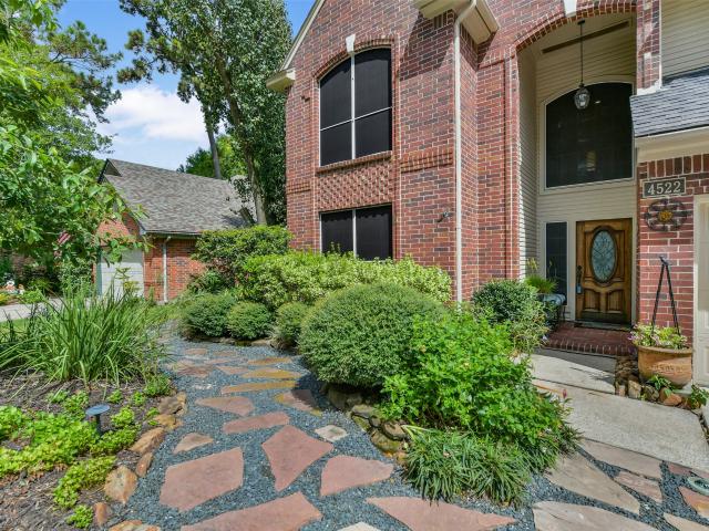 4522 Dogwood Ridge Lane