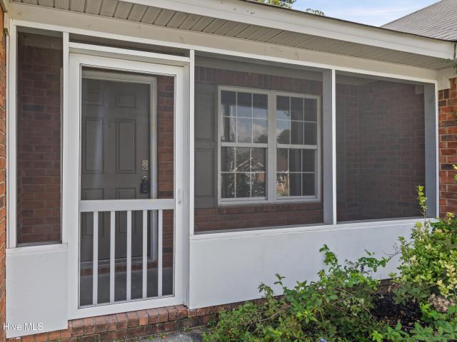 4522 Pineview Lane