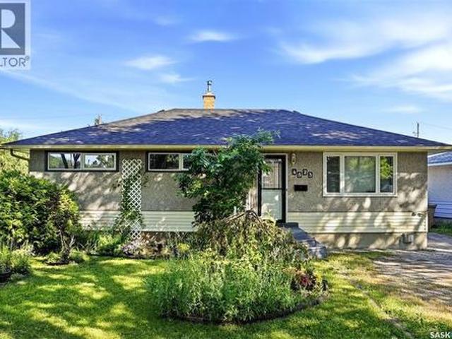 4523 England Road, Regina, SK, S4R 4P6 house for sale | Listing ID SK051625 | Royal LePage