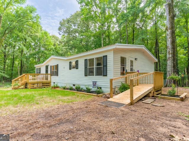452 Aikenton Road