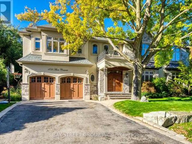 452 Avon Crescent, Oakville, ON, L6J 2T3 house for sale | Listing ID W13608 | Royal LePage