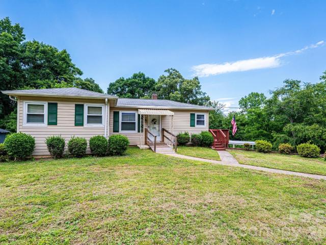 452 Swanson Drive SW