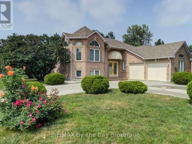 452 Ramblewood Drive, Wasaga Beach, ON, L9Z 1P4 house for sale | Listing ID S13598 | Royal LePage