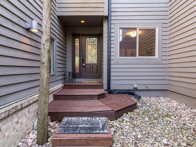 452 Village Oaks Court