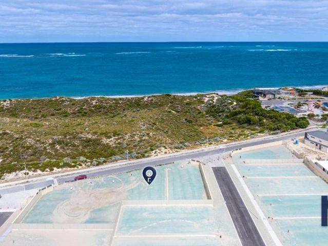 452m² of Coastal Paradise | Approx. 16.5m Frontage | Breathtaking Ocean Views