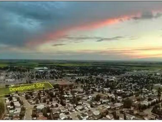 4535 51 Avenue, Olds, AB, T4H 1J1 commercial for sale Listi.