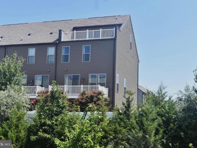 45369 Daveno Square