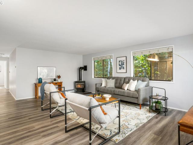 4538 sw wood pkwy