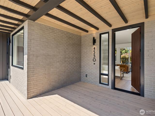 4530 NE 55th Street