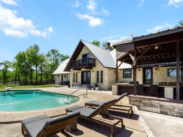 4530 Farm to Market Road 86, Luling, TX 78648 | MLS #5580