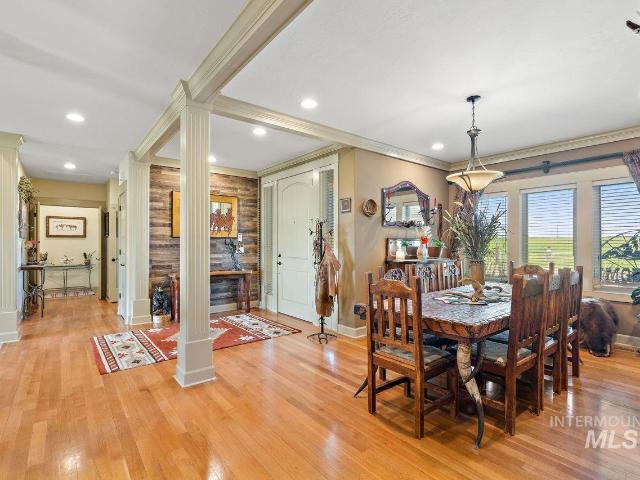 4532 Oak Road