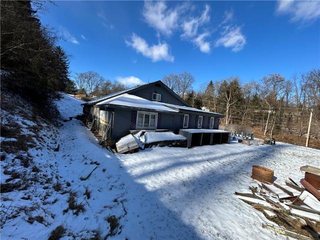 453 Coal Valley Rd
