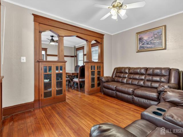 453 Compton Avenue