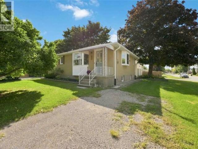 453 Bentinck Street, St Clair, ON, N0N 1G0 house for sale | Listing ID 26022 | Royal LePage