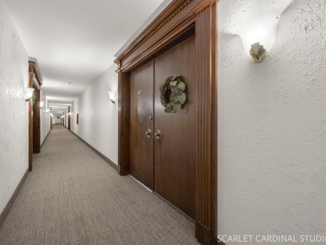 453 Raintree Drive # 4D