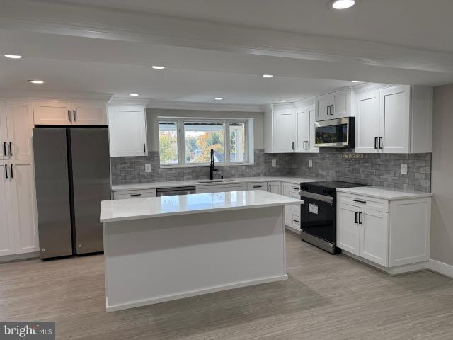 453 Walnut Dr, Edgewater, MD 21037 | MLS #MDAA2139