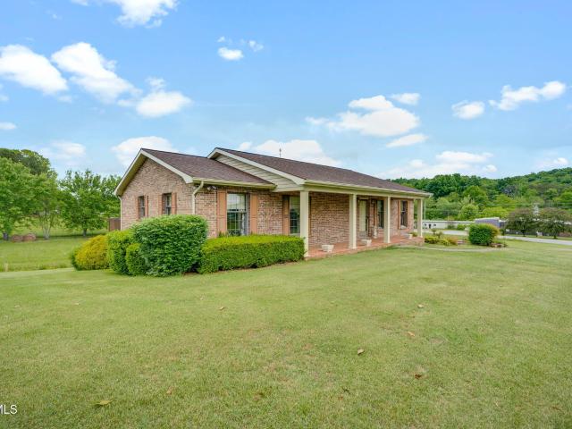 453 Twin Barns Road
