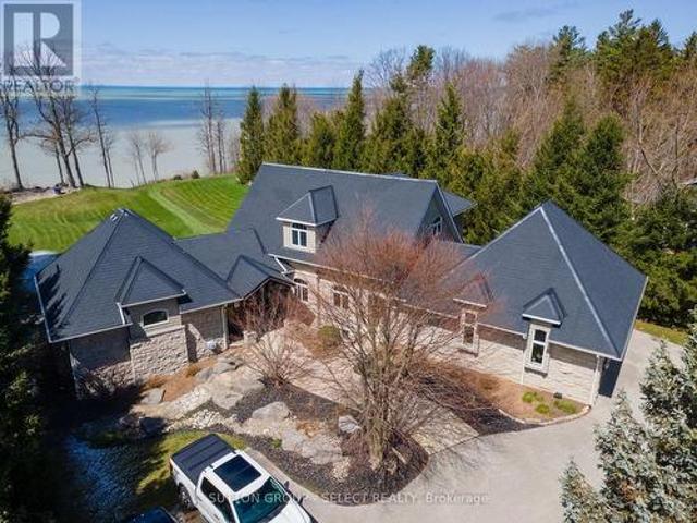 4544 Lakeshore Road, Plympton Wyoming, ON, N0N 1J6 house for sale | Listing ID X13823 | Royal LePage
