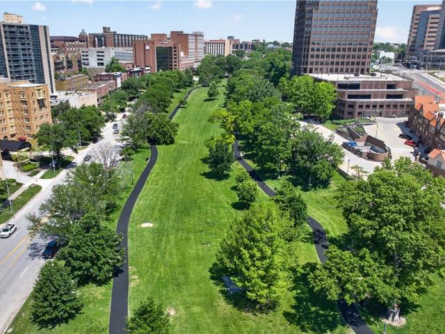 4545 Wornall Road Unit #1104 N/A
