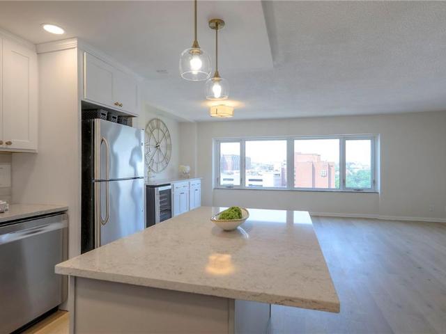 4545 Wornall Rd, Unit 1009, Kansas City, MO 64111 | MLS #2625