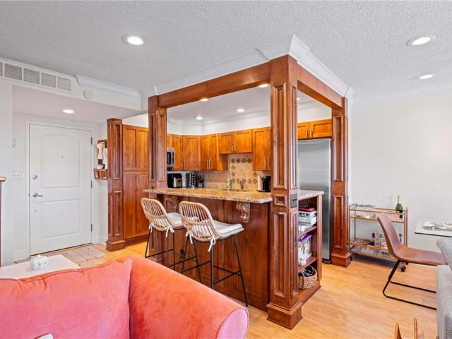 4545 Wornall Rd, Unit 1200, Kansas City, MO 64111 | MLS #2625