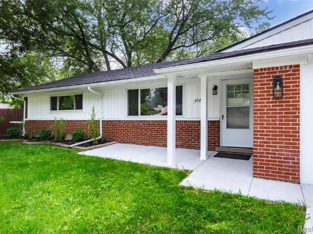 45471 Abington Circle