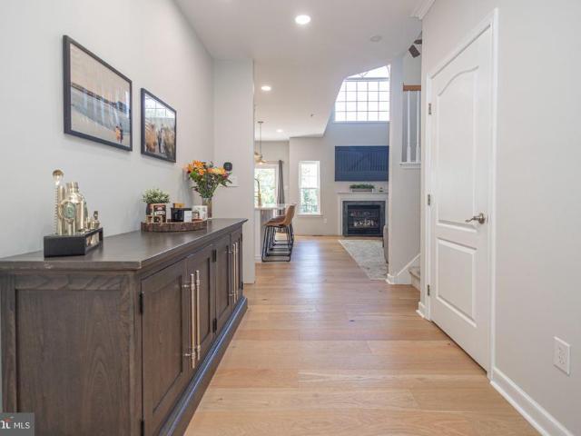4547 Old Oak Road