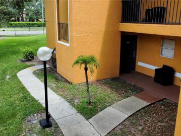 4548 Commander Dr, Unit 1412, Orlando, FL 32822 | MLS #S5148