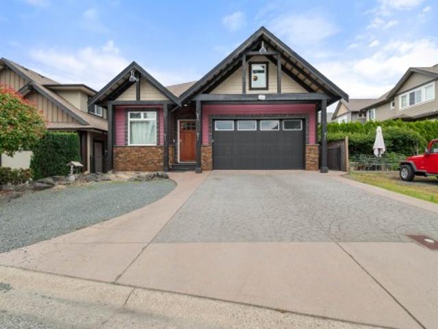 45419 Magdalena Place, Cultus Lake, BC, V2R 0K7 house for sale | Listing ID R3136 | Royal LePage