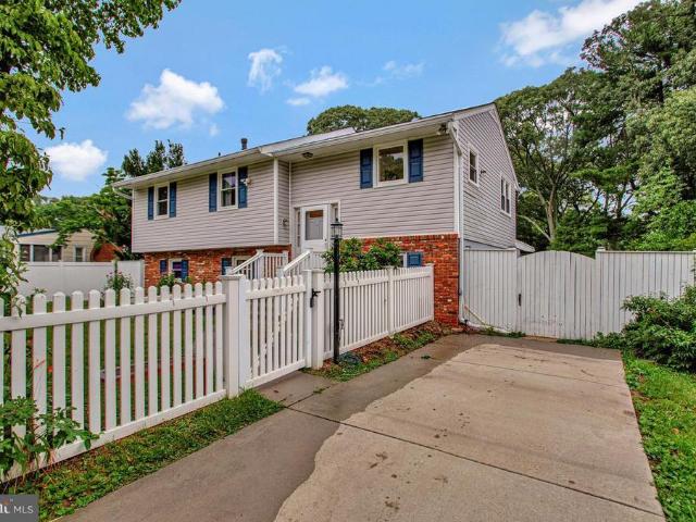 454 Manor Road