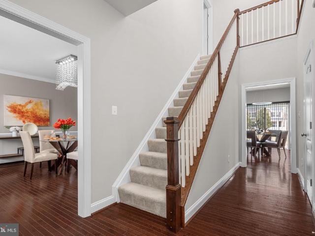 4554 Coachmans Path Court