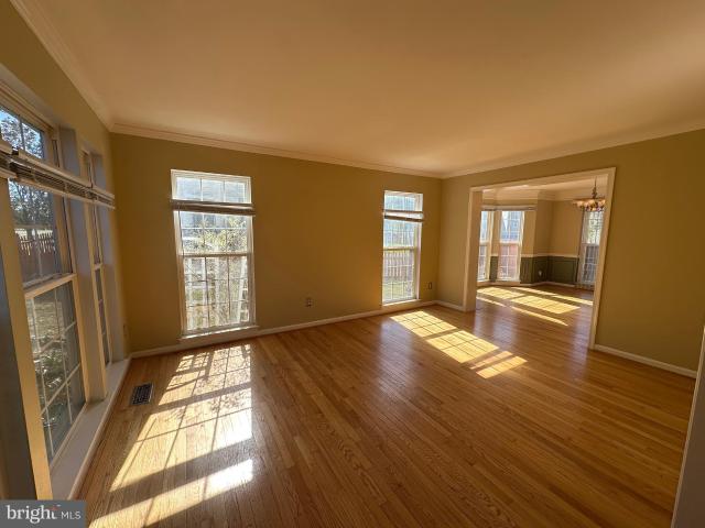 4555 Fortress Ct, White Plains, MD 20695 | MLS #MDCH2047