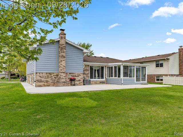 45561 Edgewood Court