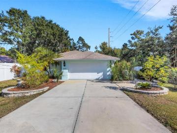 4557 Worcester Rd, Sarasota, FL 34231 | MLS #A4675