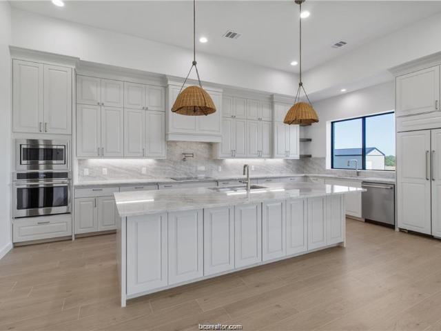 4558 Hicks Lane