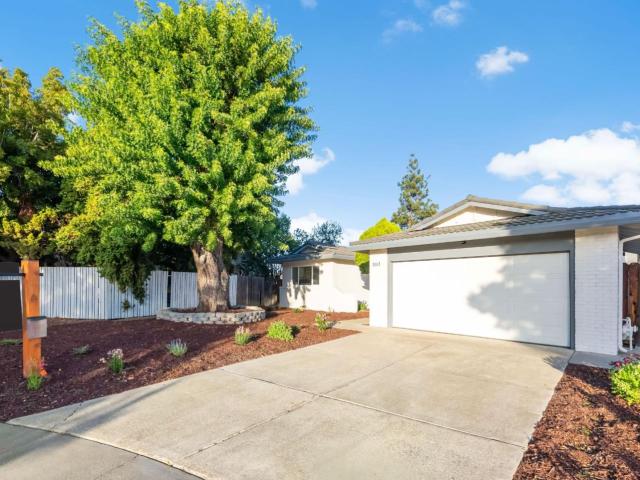 4559 Balmoral Park Court