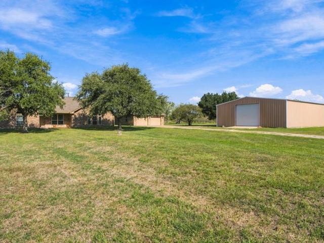 4551 Andert Rd, Bryan, TX 77808