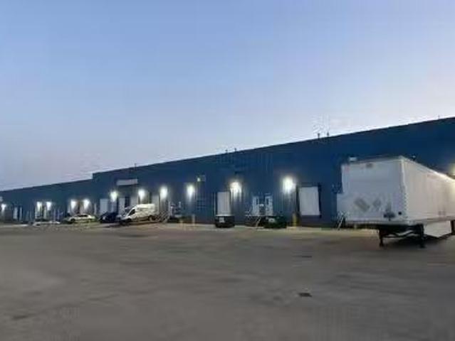 4552 4552, 4564 36 St E, Calmar, AB, T0C 0V0 commercial for.