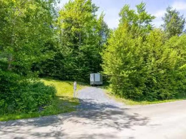 455Z Rue De La Brème, Saint Denis De Brompton, QC, J0B 2P0 v.