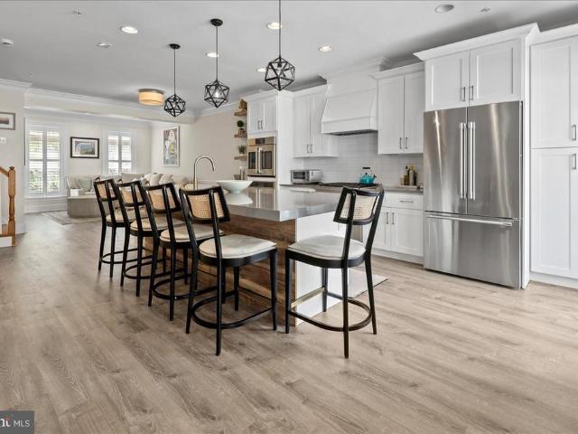 455 N George Mason Drive
