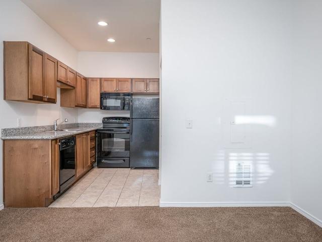 455 NE 24th Ave Studio Apartment for Rent at 455 Ne 24th Ave, Portland, OR 97232 Kerns