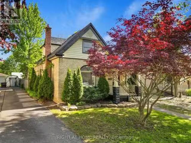 455 St James Street, London East East B, ON, N5Y 3P2 house.