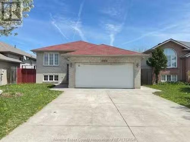 4564 Fontana Avenue, Windsor, ON, N9G 3C8 house for lease L.