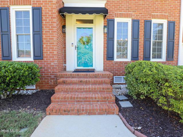 4568 Oxford Drive